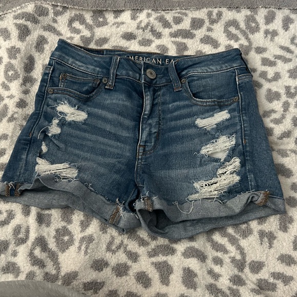 American Eagle distressed short - Picture 1 of 4